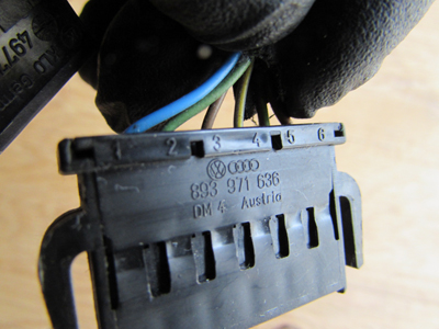 Audi TT Mk1 8N Steering Column Windshield Wiper Controls Connector Plugs 8L09729746
